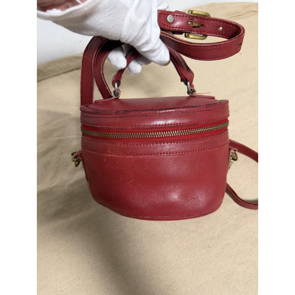 Vintage Coach Crossbody Bag Womens Small Red Leather Zip Top Made In USA 4137